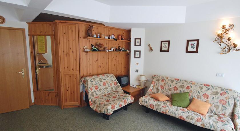 Апартаменты One-Bedroom Apartment Albarè 4