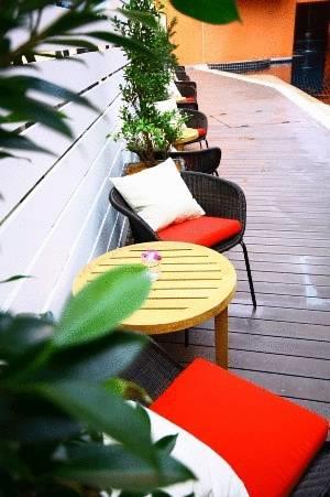 Отель The Small Hotel Krabi