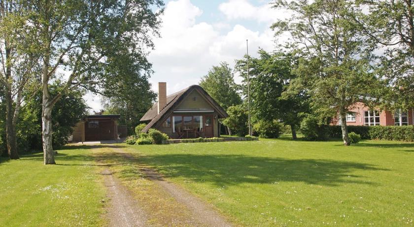 Апартаменты Holiday home Porsevej C- 3543