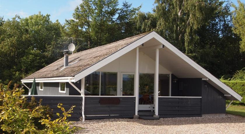 Апартаменты Holiday home Pøt D- 3576