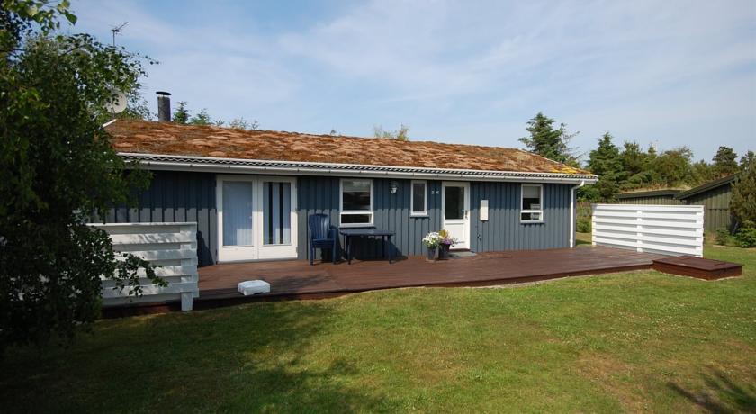Апартаменты Holiday home Rødhus C- 3767
