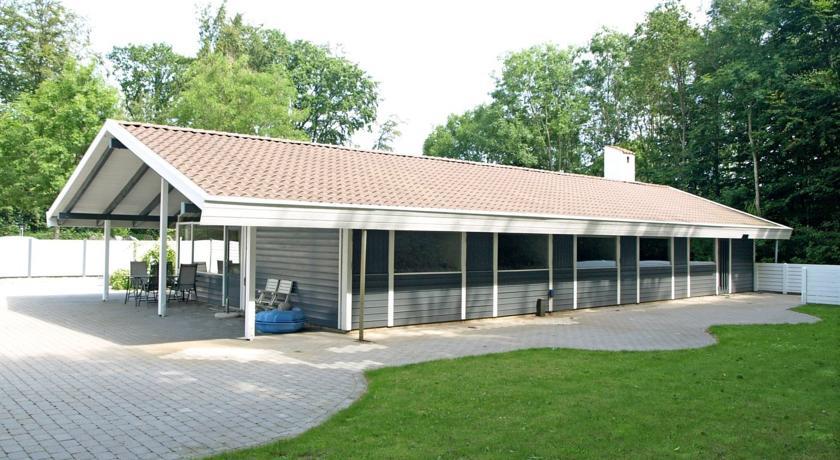 Апартаменты Holiday home Sandskærvej H- 3908