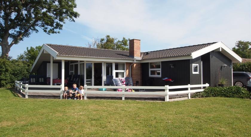 Апартаменты Holiday home Siriusvej H- 3980