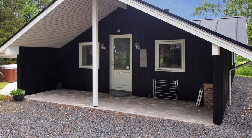 Апартаменты Holiday home Skovbrynet H- 4076