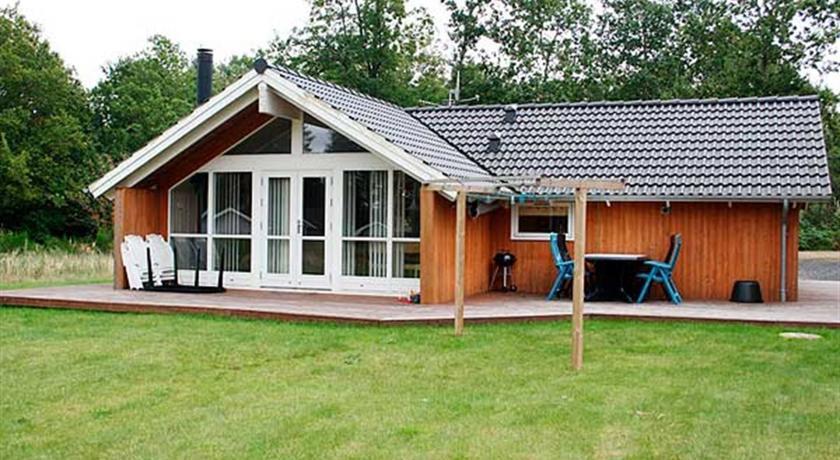 Апартаменты Holiday home Skovbrynet F- 4082