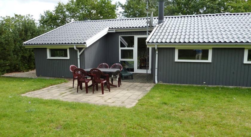 Апартаменты Holiday home Skovbrynet D- 4088