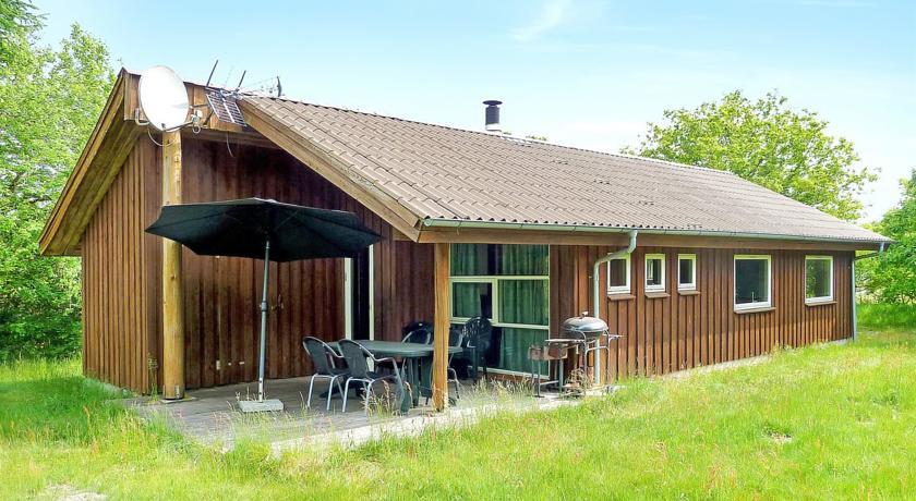 Апартаменты Holiday home Skovbrynet F- 4090