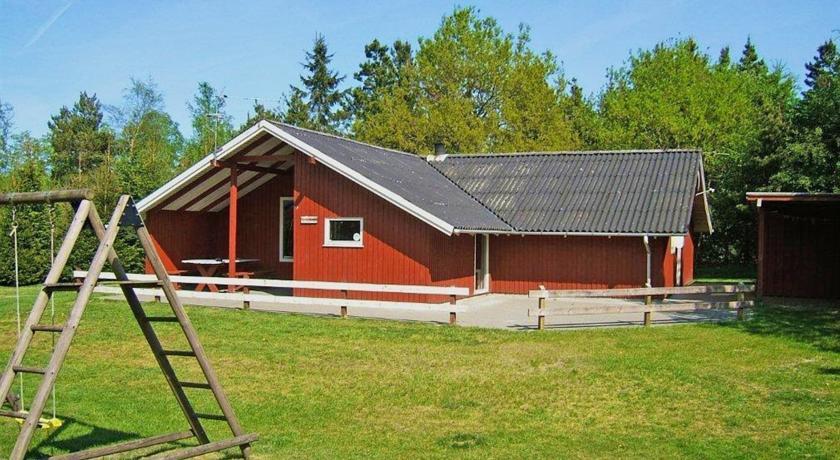 Апартаменты Holiday home Skovbrynet G- 4091
