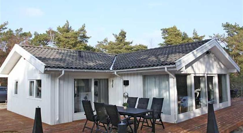 Апартаменты Holiday home Skovsangervej H- 4124