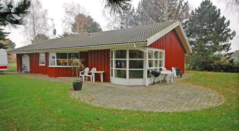 Апартаменты Holiday home Skovstumperne B- 4142