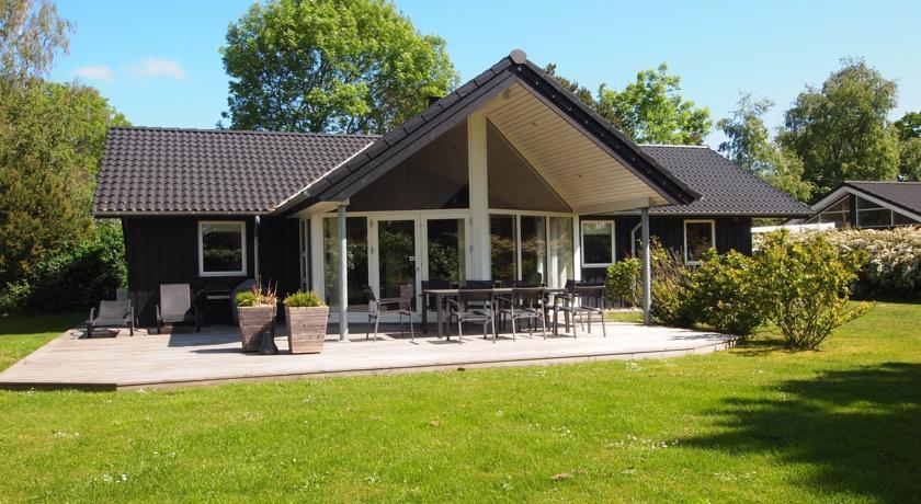 Апартаменты Holiday home Slaaenvænget D- 4168