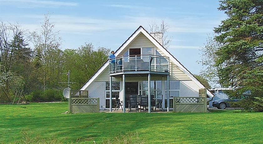 Апартаменты Holiday home Solbæk A- 4245