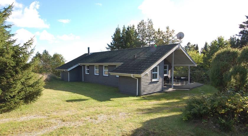 Апартаменты Holiday home Solsortevej F- 4274