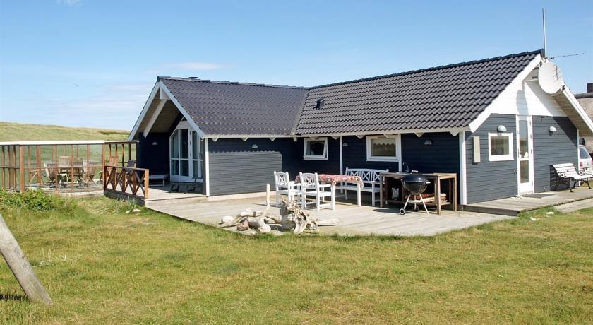 Апартаменты Holiday home Stranden D- 4520
