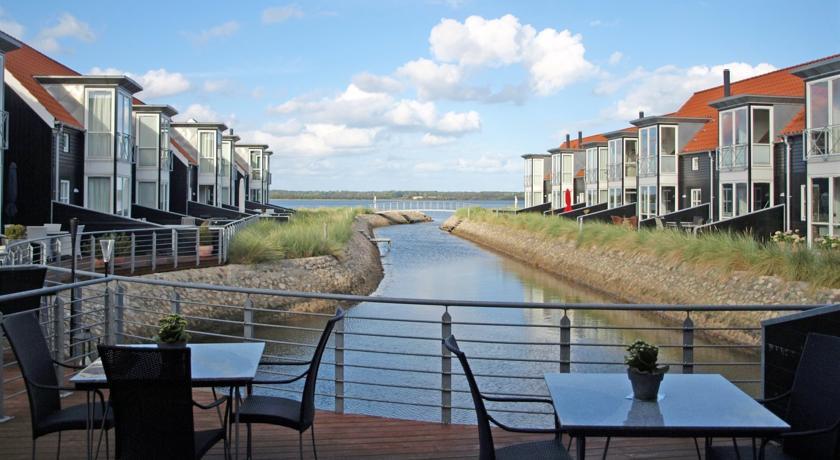 Апартаменты Holiday home Strandengen E- 4521