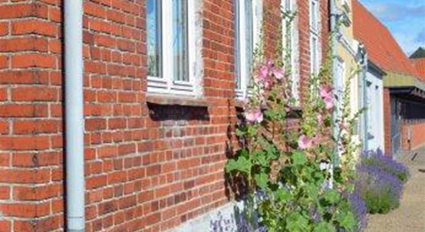 Апартаменты Holiday home Strandgade F- 4530