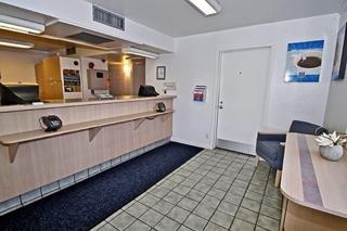 Отель Motel 6 Richmond Airport