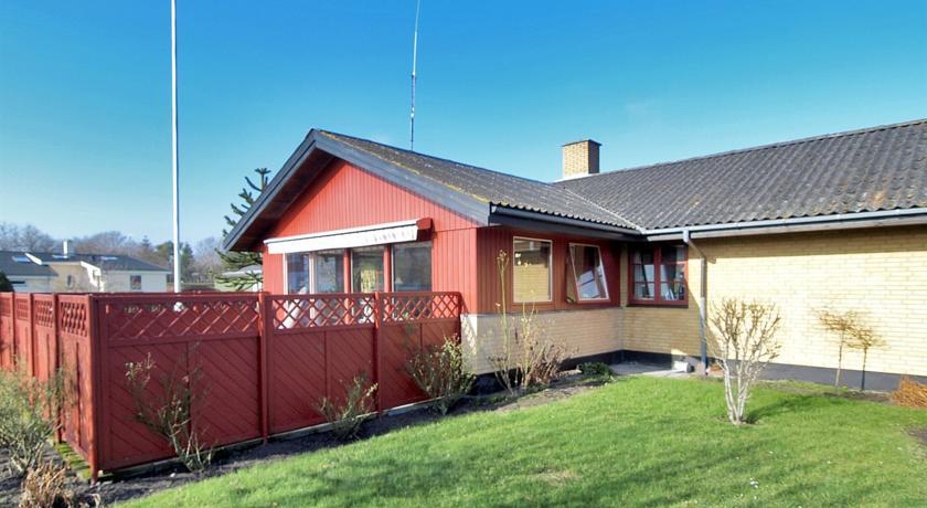 Апартаменты Holiday home Vestre A- 5173