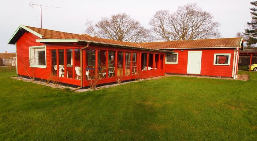 Апартаменты Holiday home Ulriksvej E- 4969