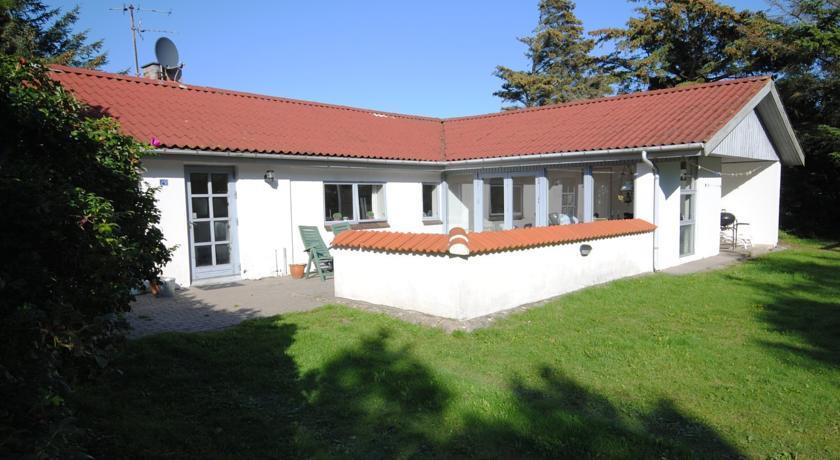Апартаменты Holiday home Vinkelstien F- 5226