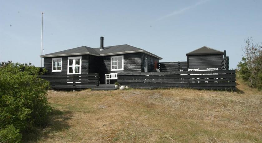 Апартаменты Holiday home Bjerghuse Ulfborg