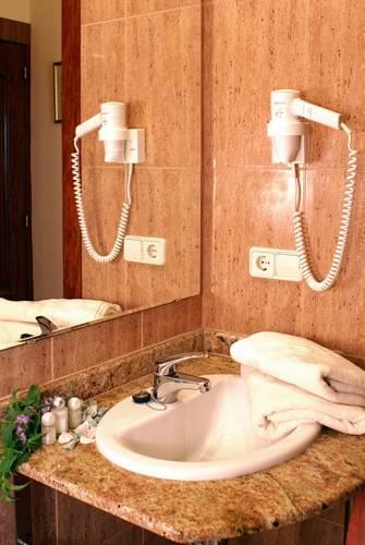 Отель Hotel Don Angel