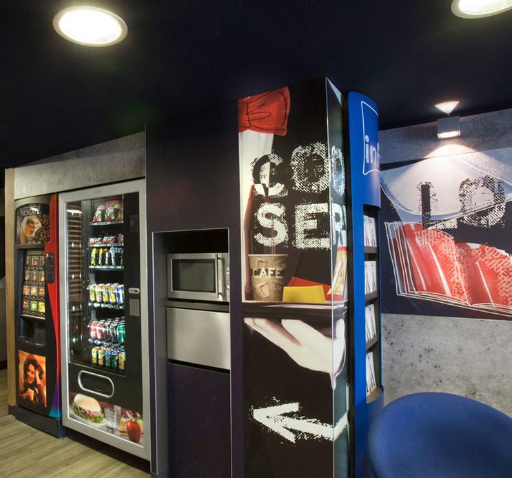 Отель ibis budget Antibes Sophia