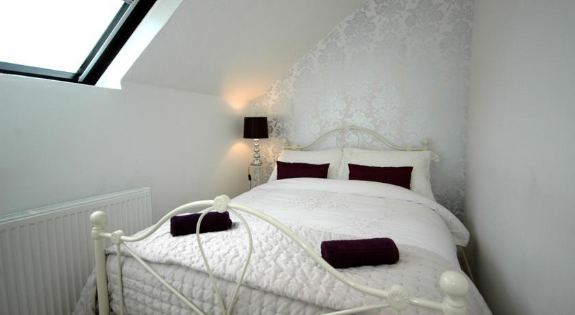 Апартаменты Rock House Mews