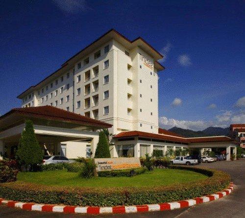 Отель Tinidee Hotel@Ranong