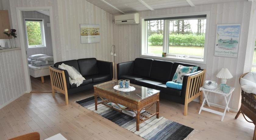 Апартаменты Holiday home Oster Skovvej Ulfborg