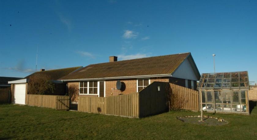 Апартаменты Holiday home Tornevej Ulfborg