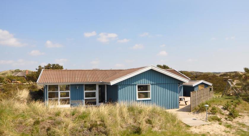 Апартаменты Holiday home ArvevejV