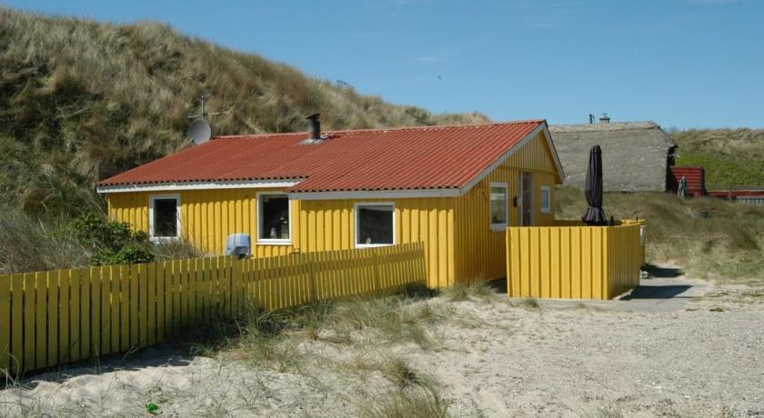 Апартаменты Holiday home Bjerghuse