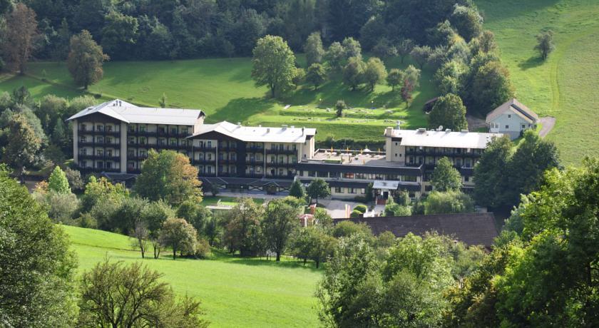 Отель Kurhotel Salzerbad