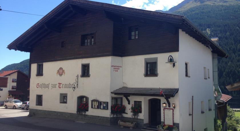 Отель Gasthof zur Traube