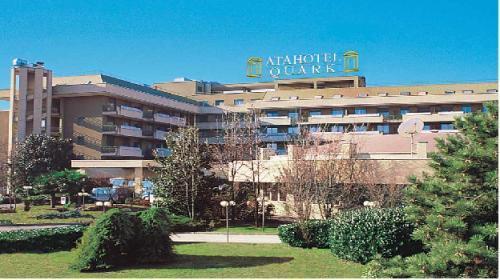 Отель Atahotel Quark