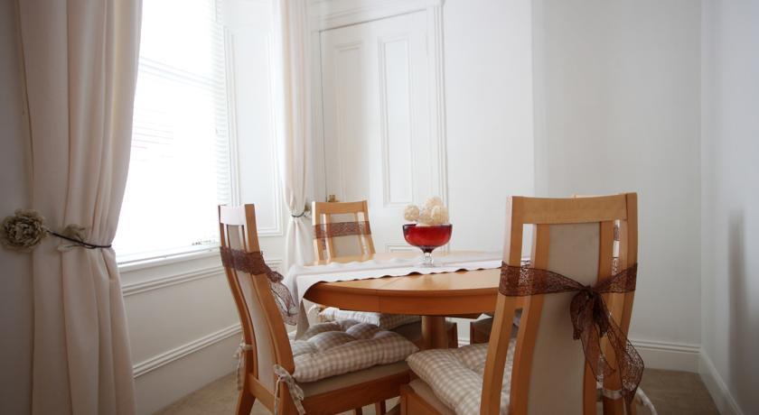 Вилла Chlach Taigh Holiday Let