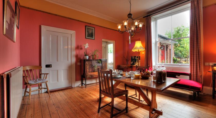 Мини-отель Baileygate Bed & Breakfast