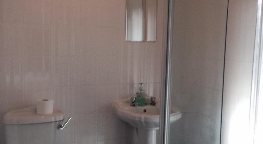 Гостевой дом Ashton Lodge Guest House