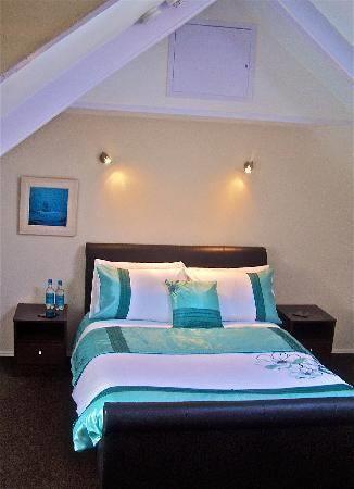 Мини-отель Morrab Place Bed and Breakfast