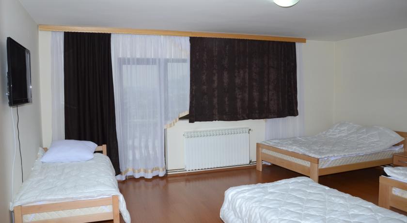 Damy Rooms