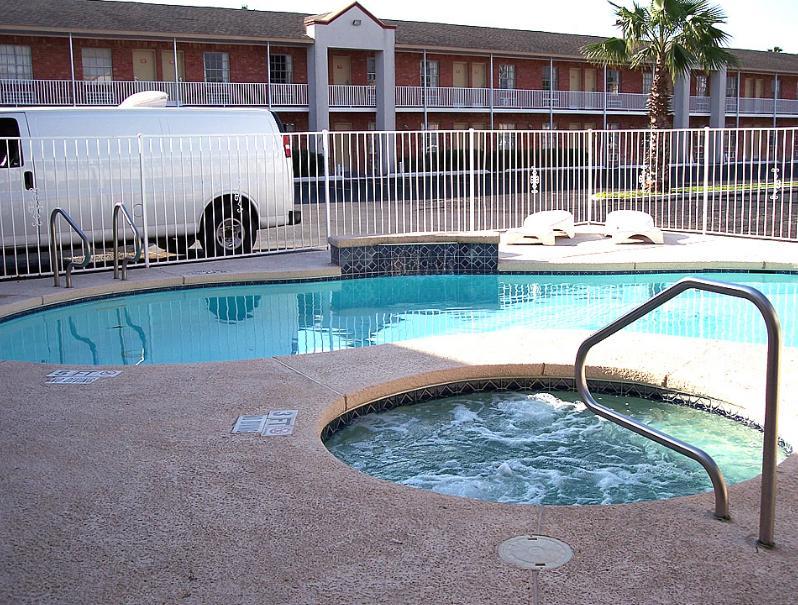 Отель La Copa Inn Harlingen Downtown