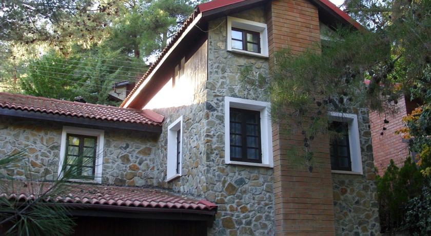 Отель Platres Stone House