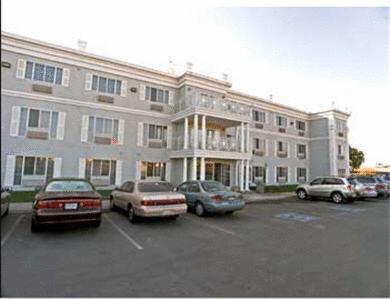 Отель Best Western Luxury Inn