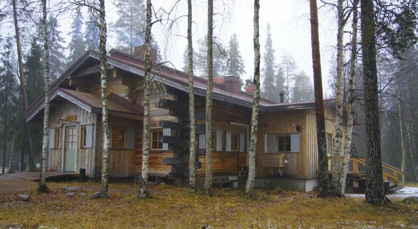 Отель Arctic Circle Wilderness Lodge