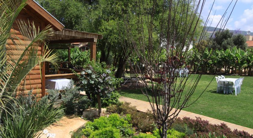 Отель Chalet The Mountain To The Sea