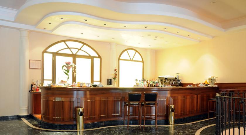 Отель Best Western Hotel Globus City