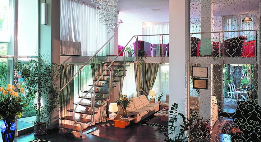 Отель Best Western Raffaelli Park Hotel