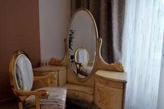 Guest House Rezime Crown Depadans