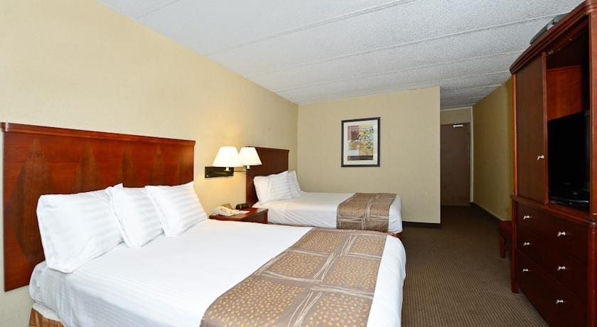 Отель Best Western Inn at Ramsey